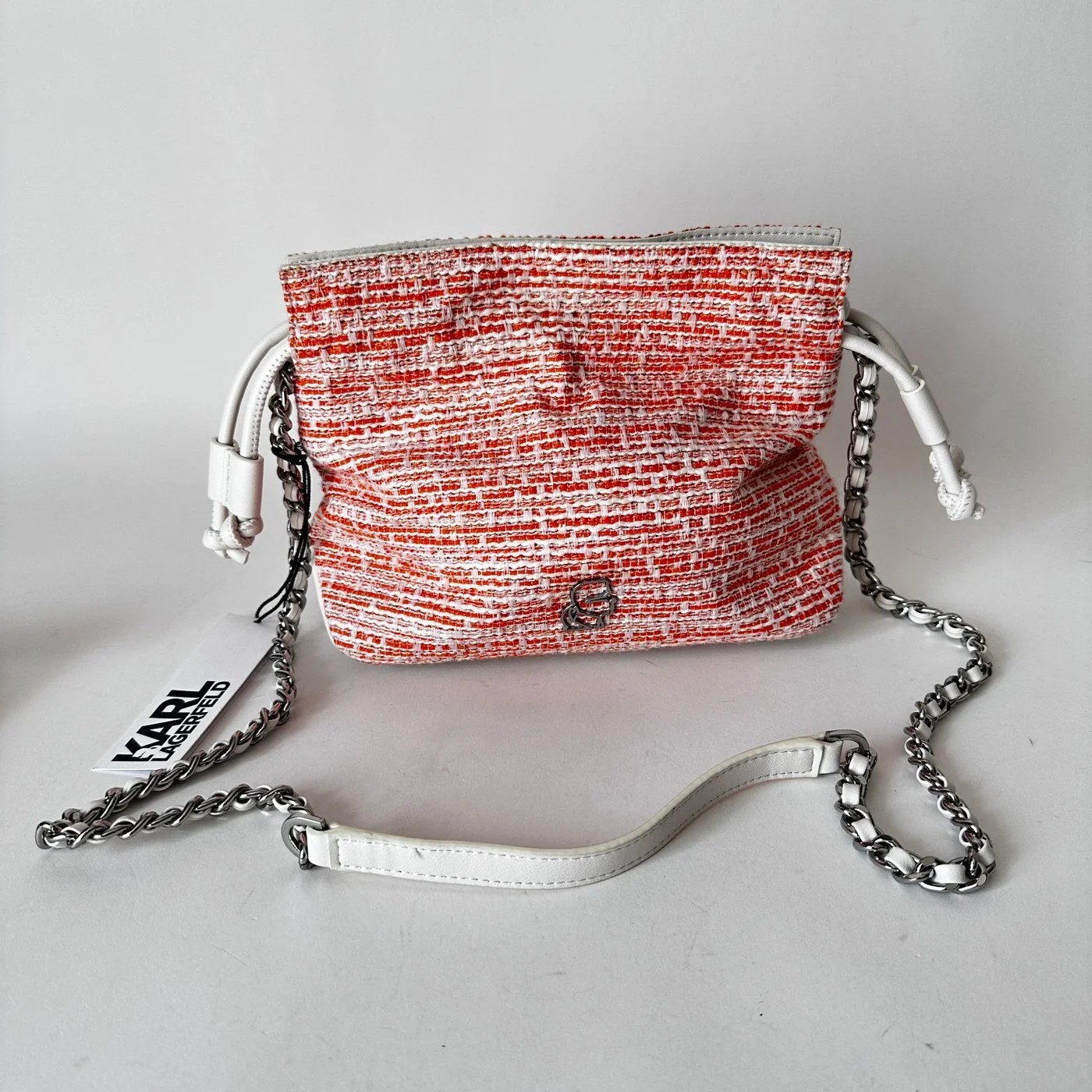 BOUCLE CB orange white0004.jpg
