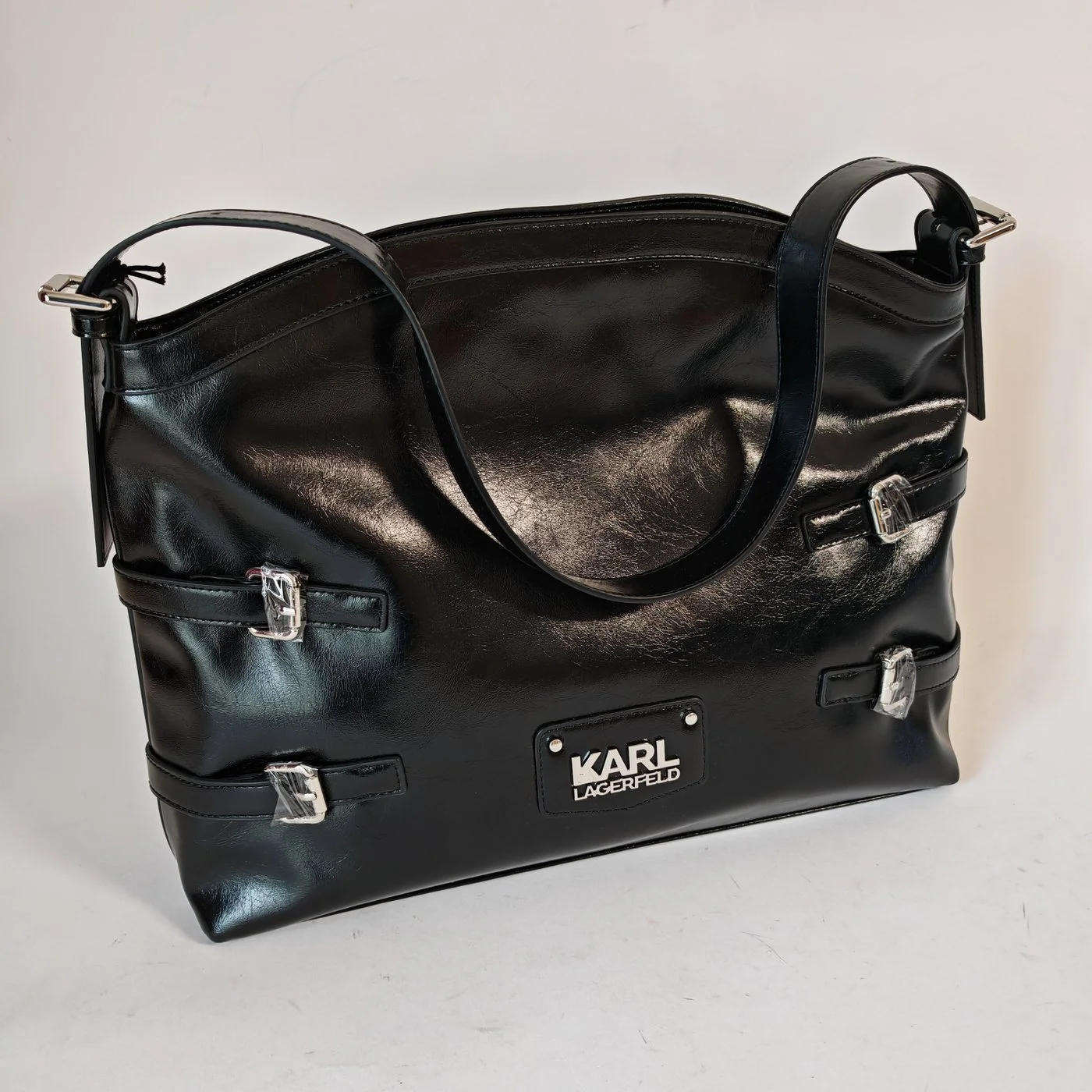 ROCK CB black0001.jpg