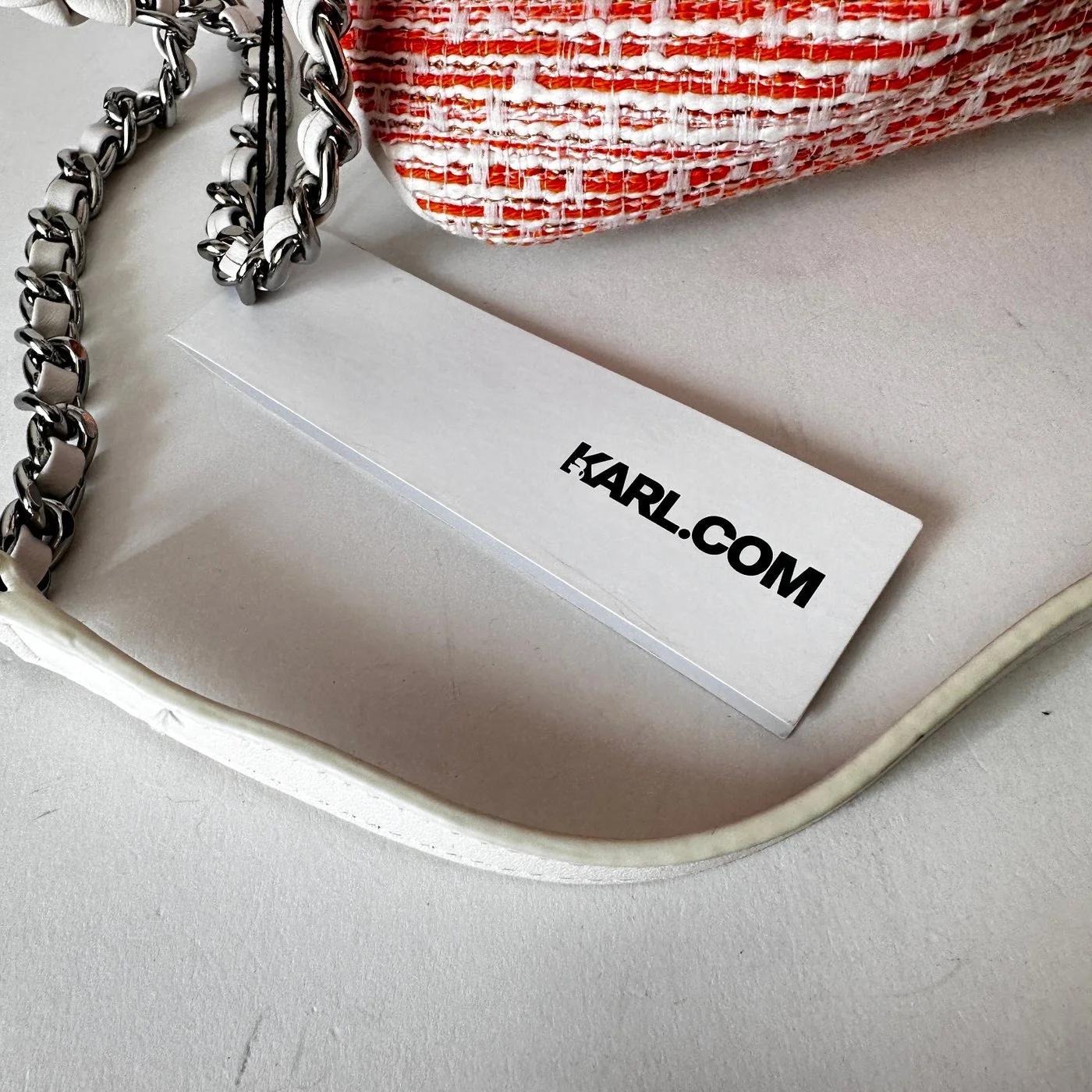 BOUCLE CB orange white0009.jpg