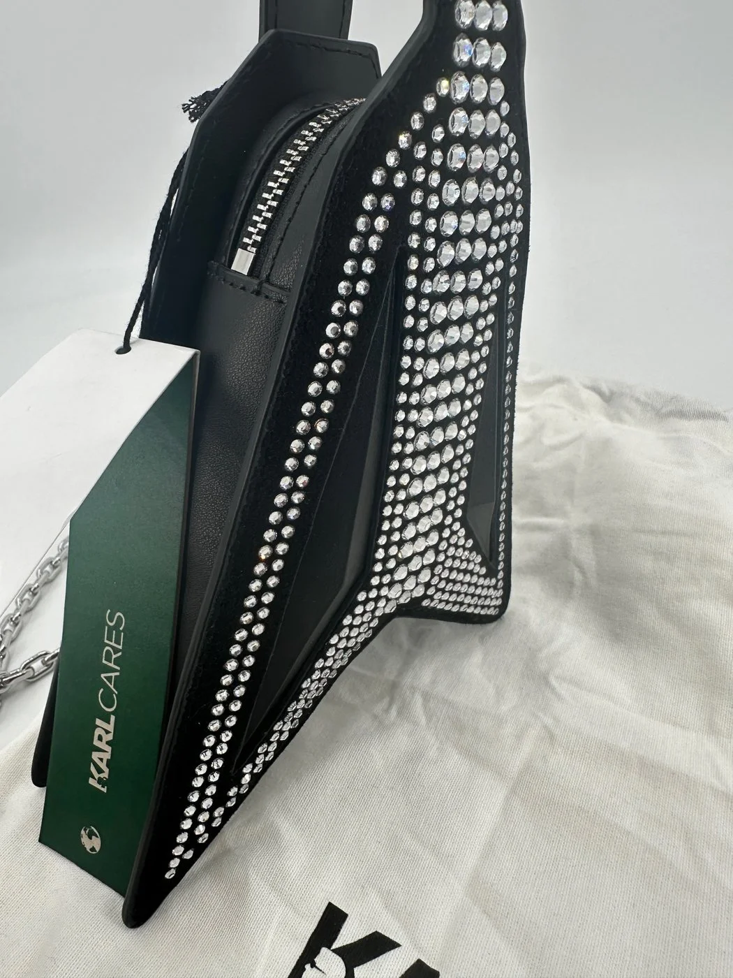 clutch guitar black0007.jpg