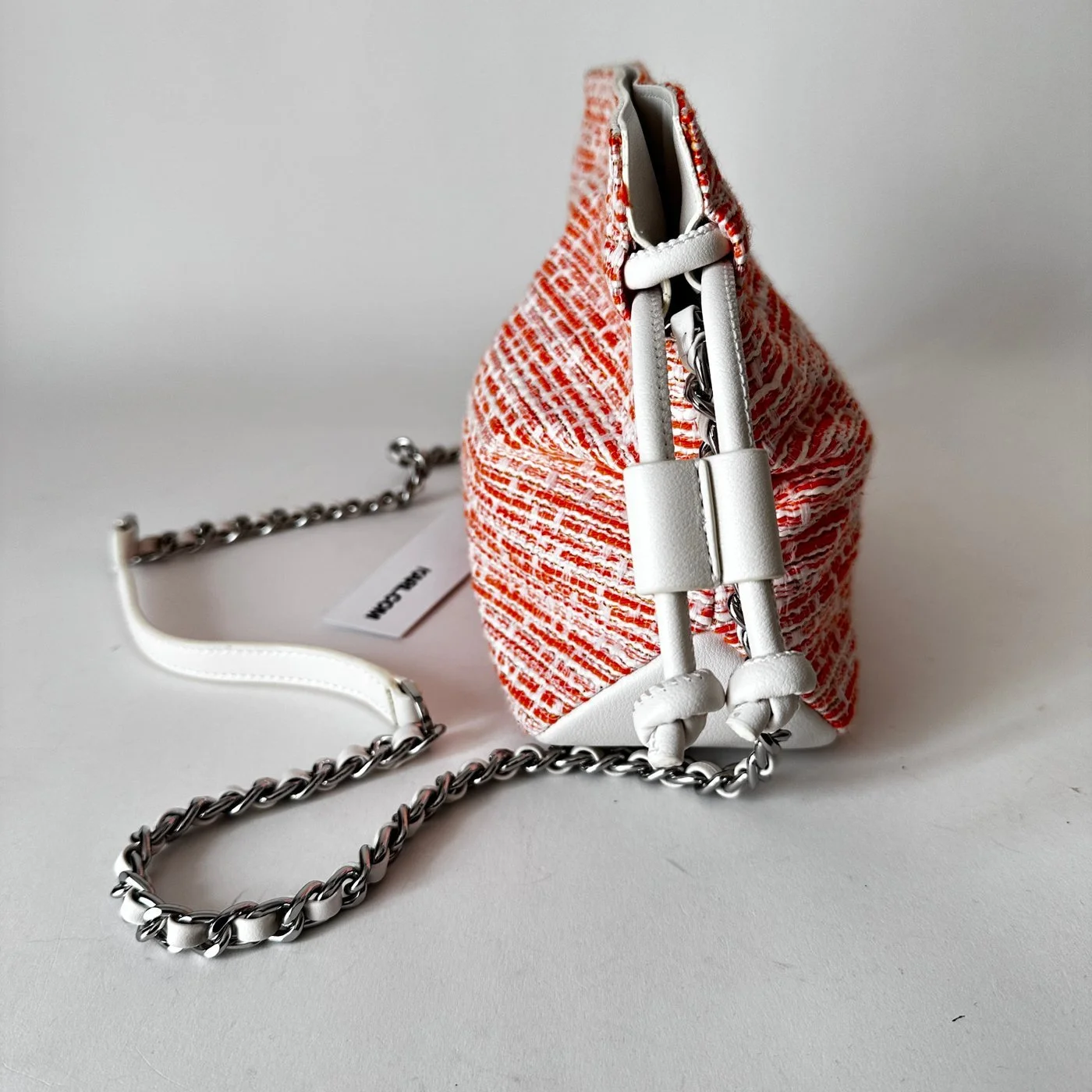 BOUCLE CB orange white0007.jpg