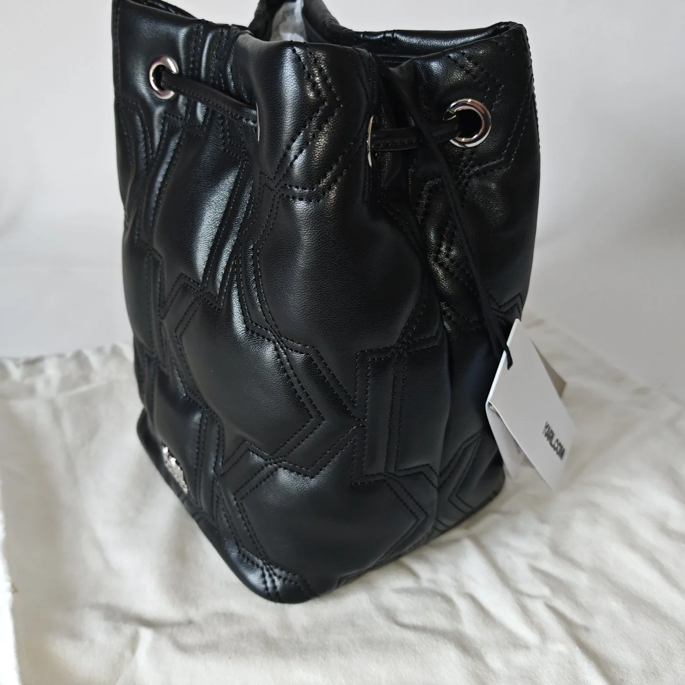KURL bucket bag black0008.jpg