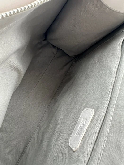 STONE TOTE off white0013.jpg