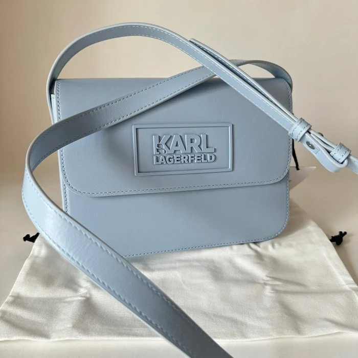 STONE CB artic blue0023.jpg