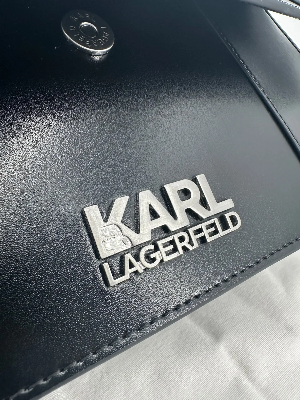 STONE SB black0010.jpg