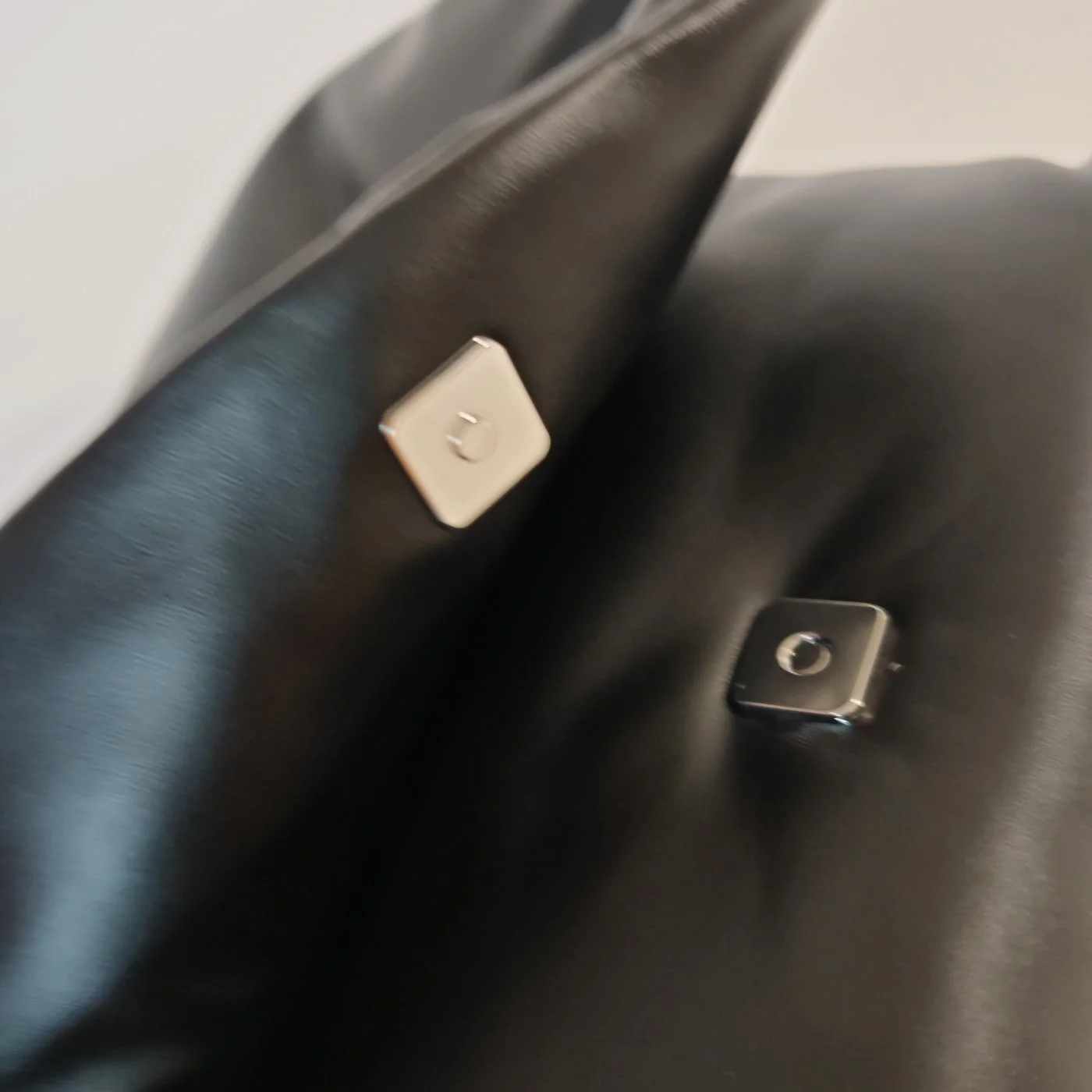 KAMEO STAMP SB black0009.jpg