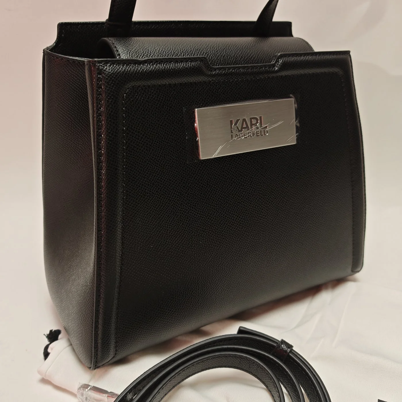 MAU tote black0006.jpg