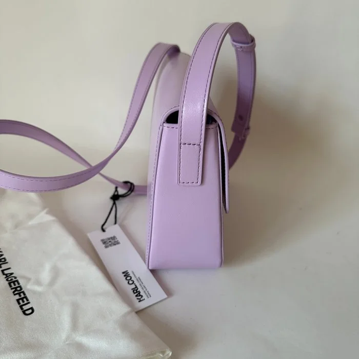 STONE CB violetta0005.jpg