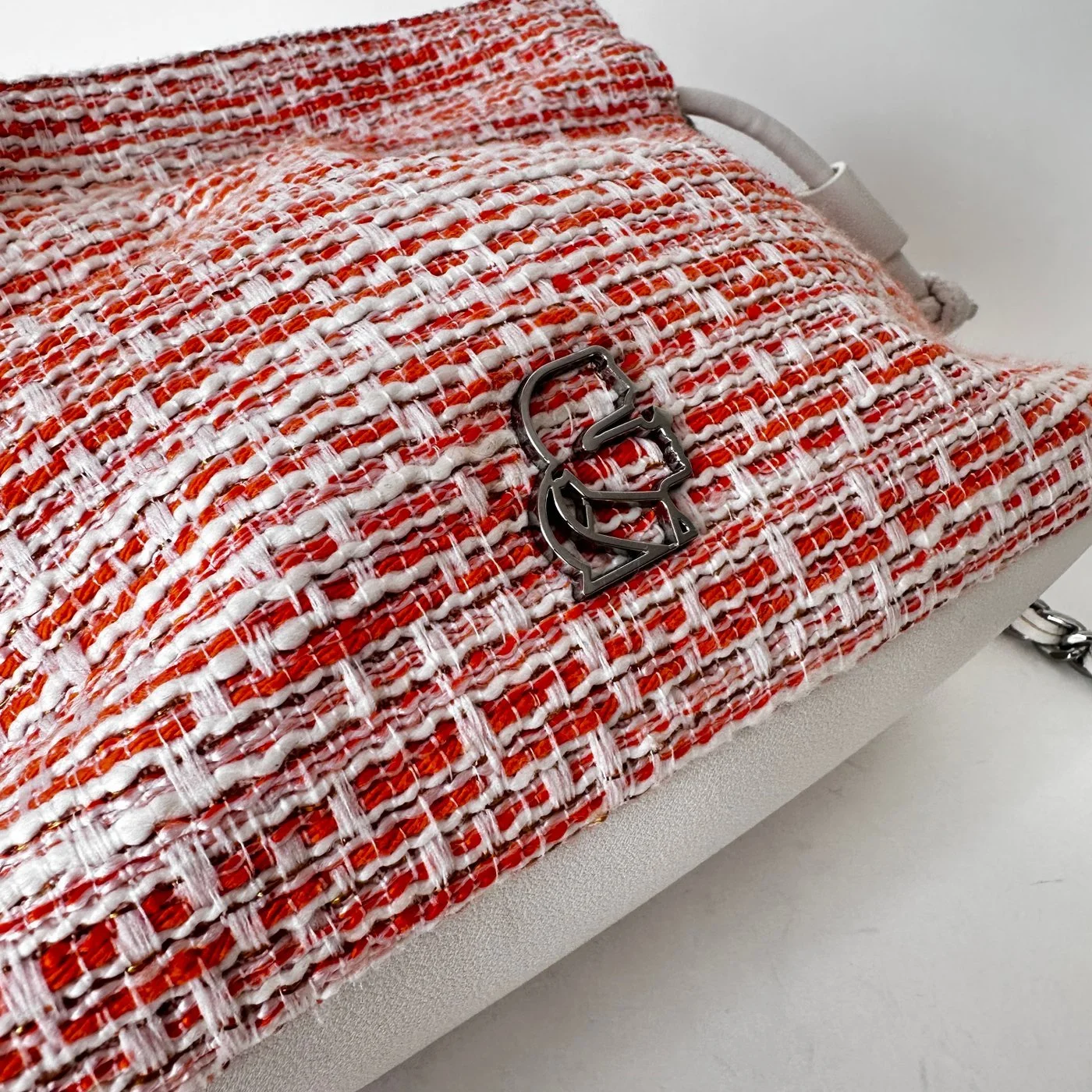 BOUCLE CB orange white0008.jpg