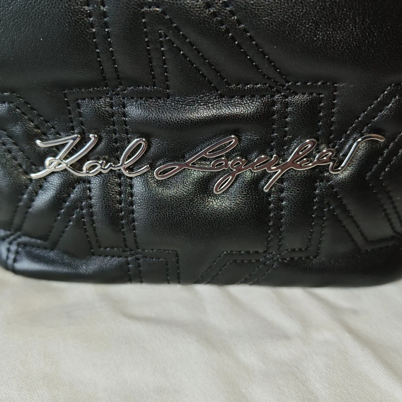 KURL bucket bag black0004.jpg