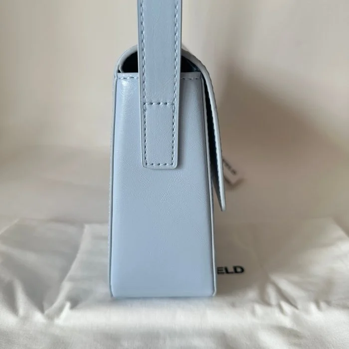 STONE CB artic blue0019.jpg