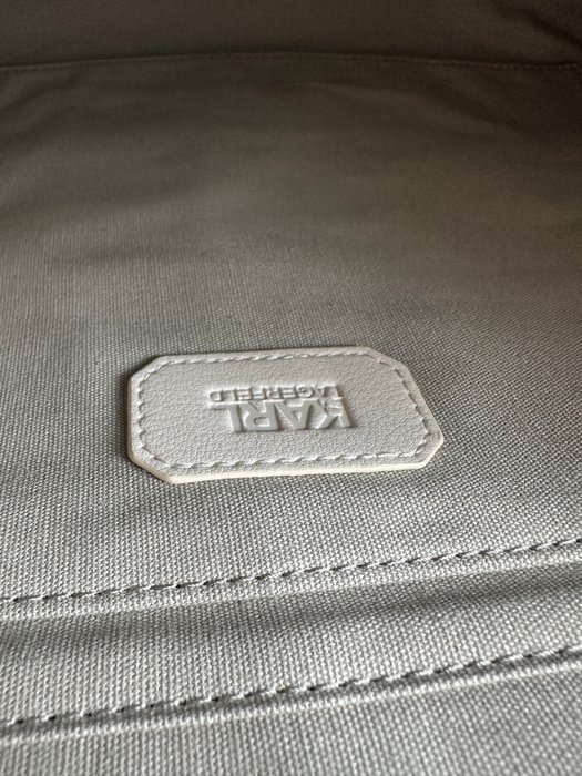 STONE CB artic blue0013.jpg