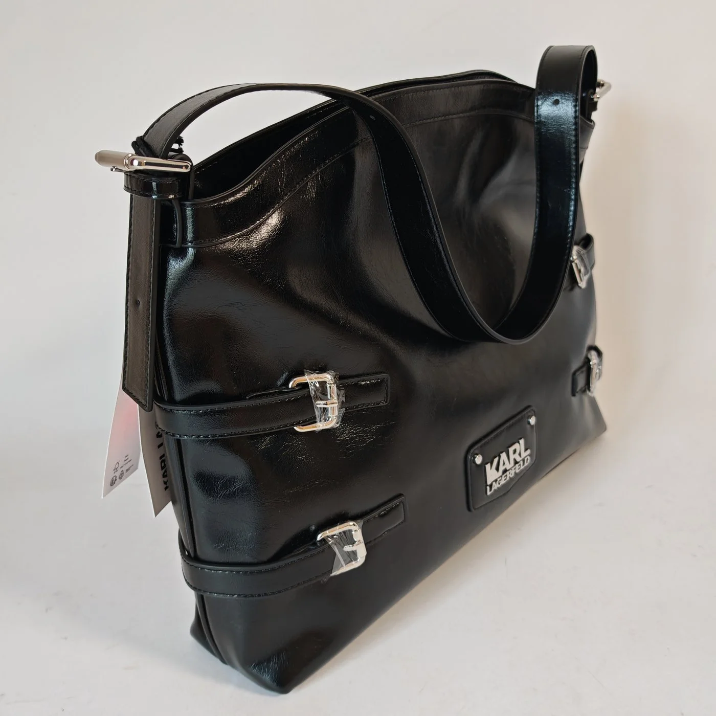 ROCK CB black0003.jpg
