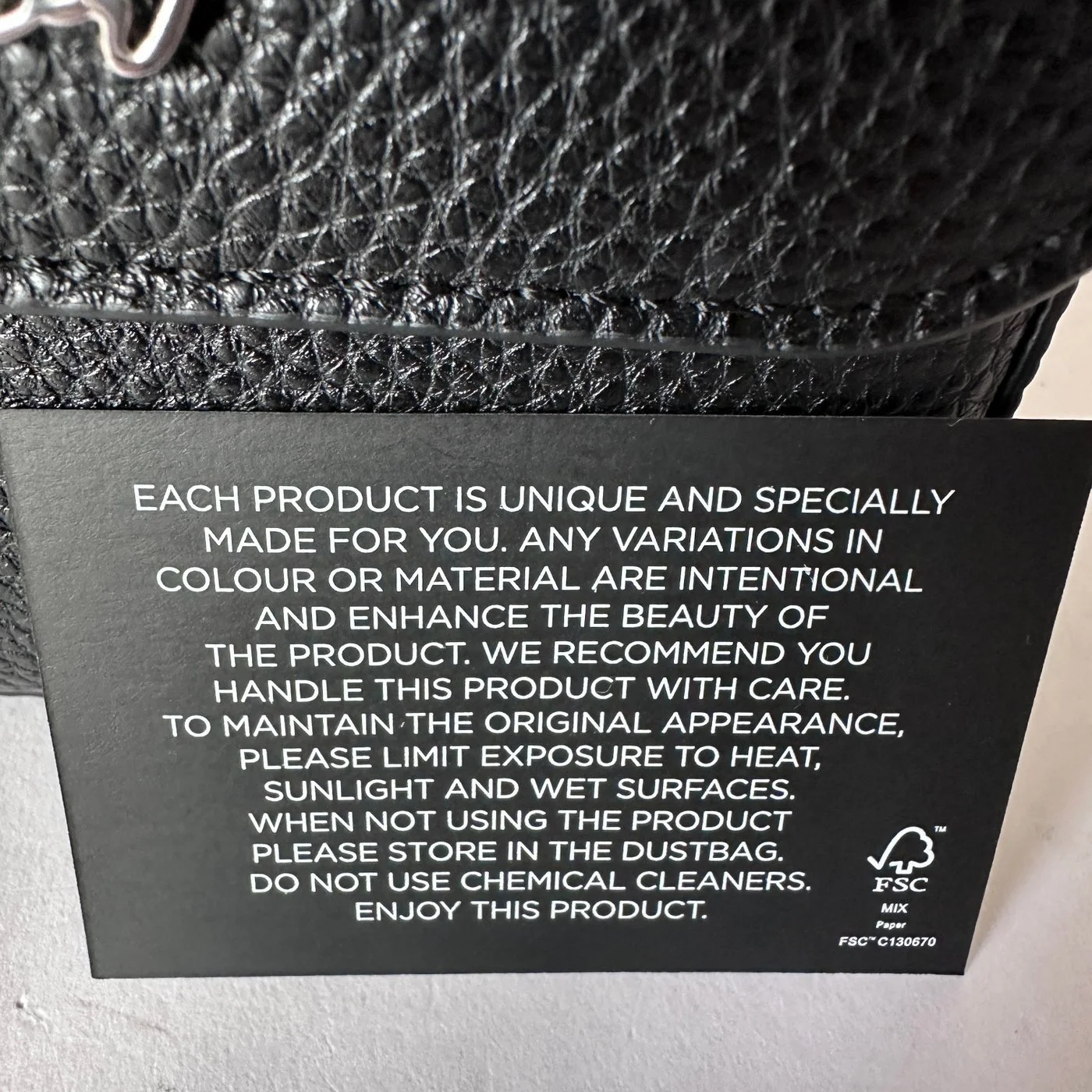 PEBBLE CB black0011.jpg