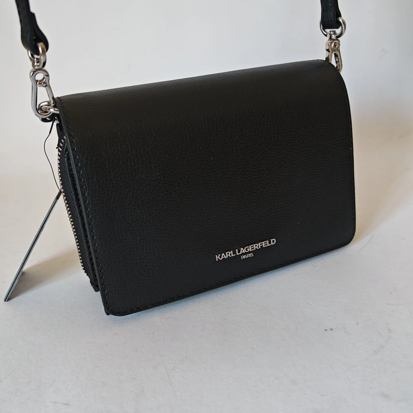 CHAIN CHARMS CB black0003.jpg