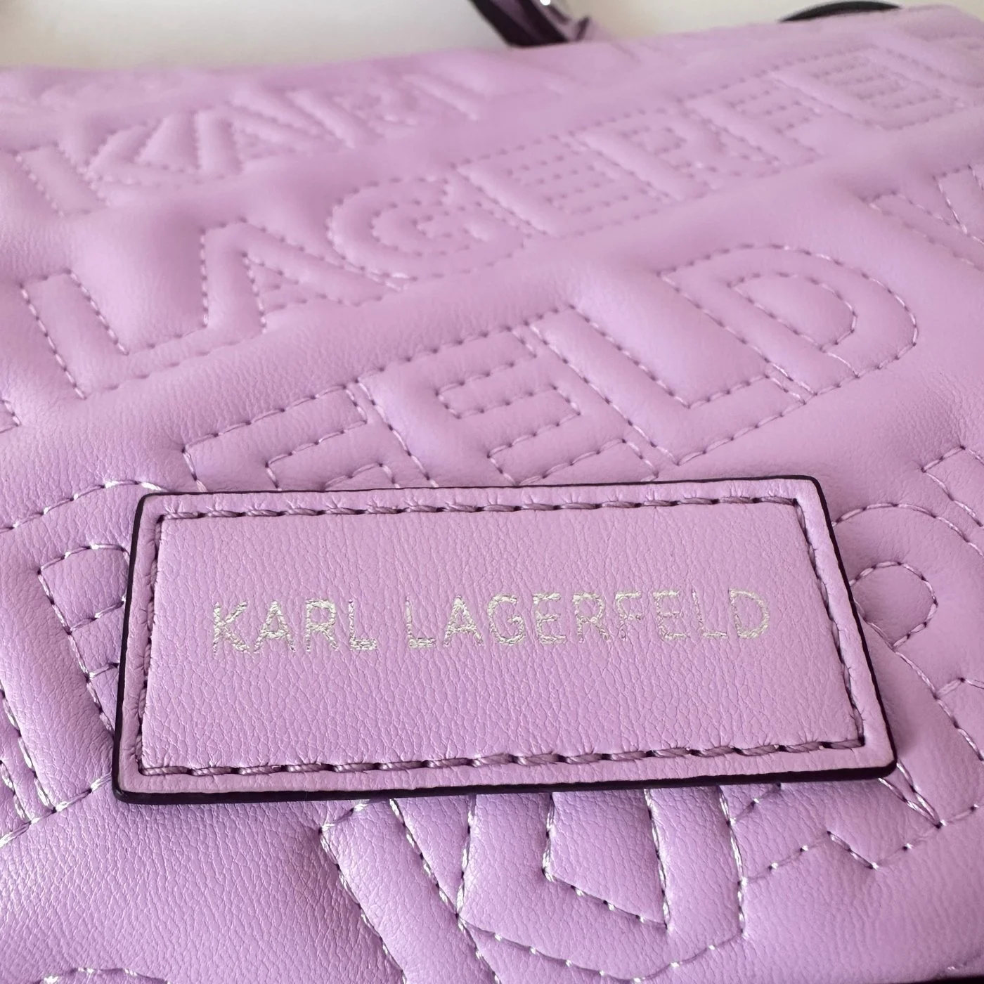 ESSENTIAL KULT SB violet0013.jpg