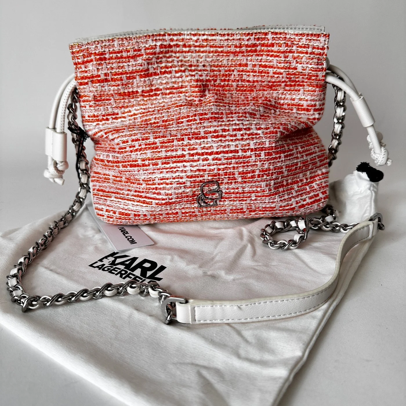 BOUCLE CB orange white0003.jpg