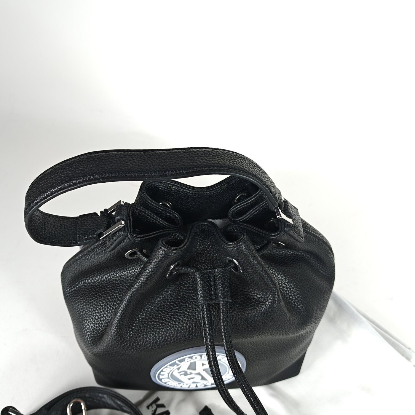 ATHLEISURE bucket bag black0009.jpg
