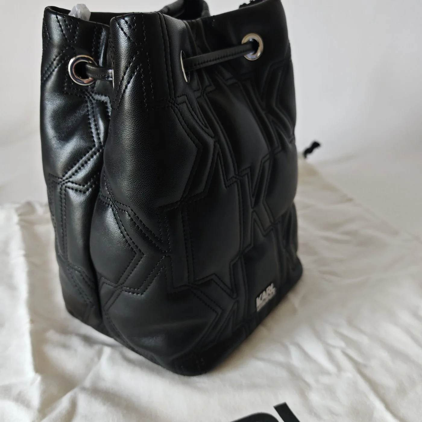 KURL bucket bag black0012.jpg