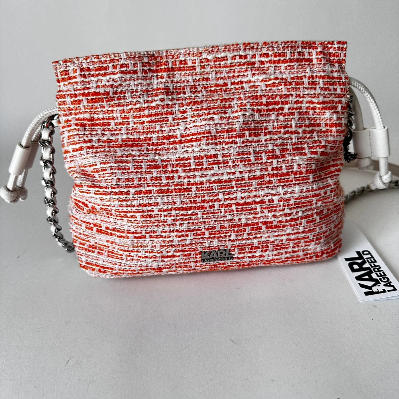 BOUCLE CB orange white0006.jpg