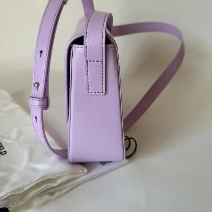 STONE CB violetta0003.jpg