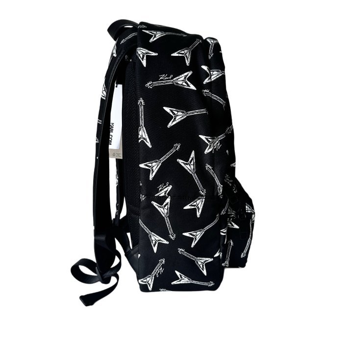 backpack black guitars0001.jpg