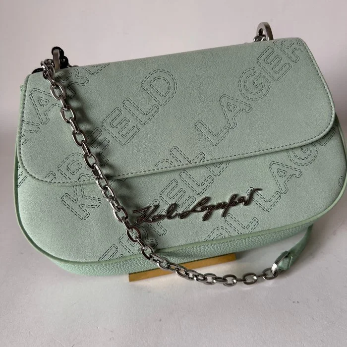 PEBBLE suede subtle green0011.jpg
