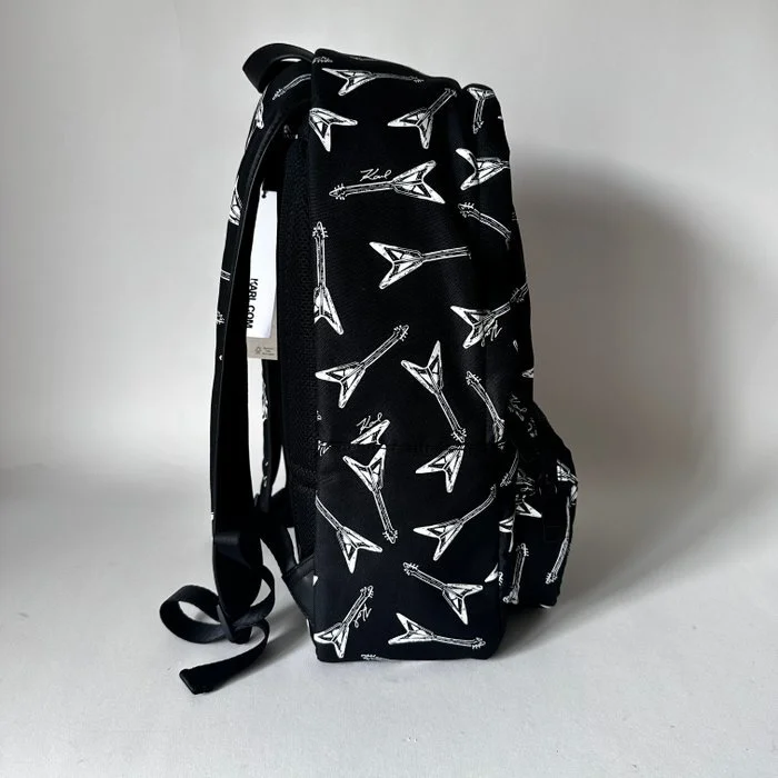 backpack black guitars0002.jpg
