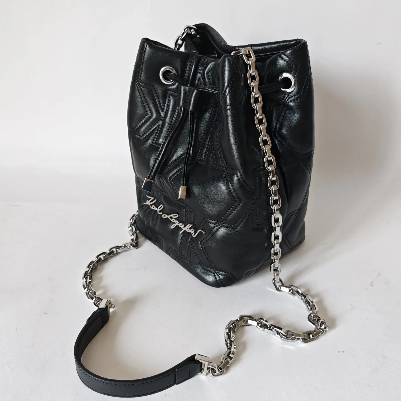 KURL bucket bag black0001.jpg