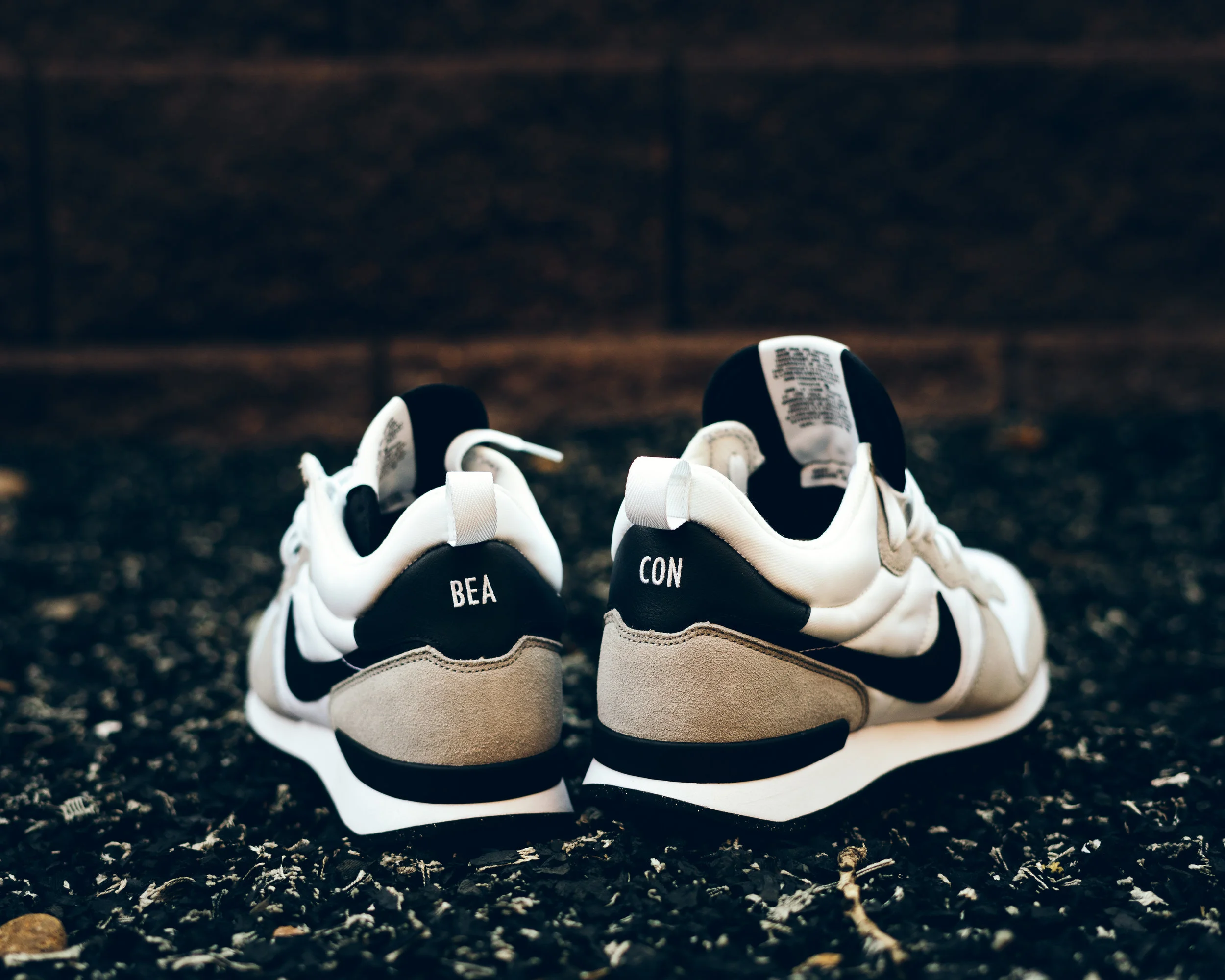 nike custom internationalist