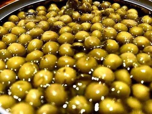 Αρακάς κοκκινιστός - Peas in Oil