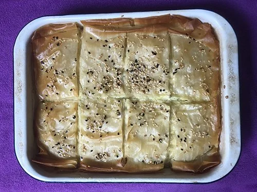 τυροπιτάκια - Tyropitákia - Cheese Pie