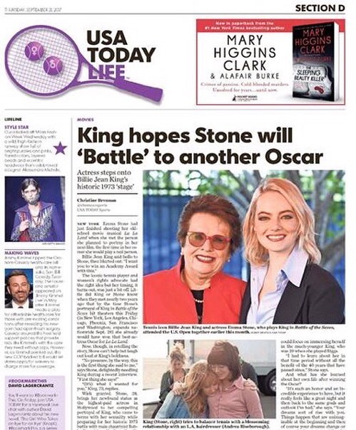 MOM @chrisrabies shoulder &amp; I made the cover of #usatodaylife with #billiejeanking #emmastone #andreariseborough! Not to mention #stevecarrell who's further down the page.. ✨ ohhh hoLLYWOOD @battleofthesexesmovie #battleofthesexes @usatoday