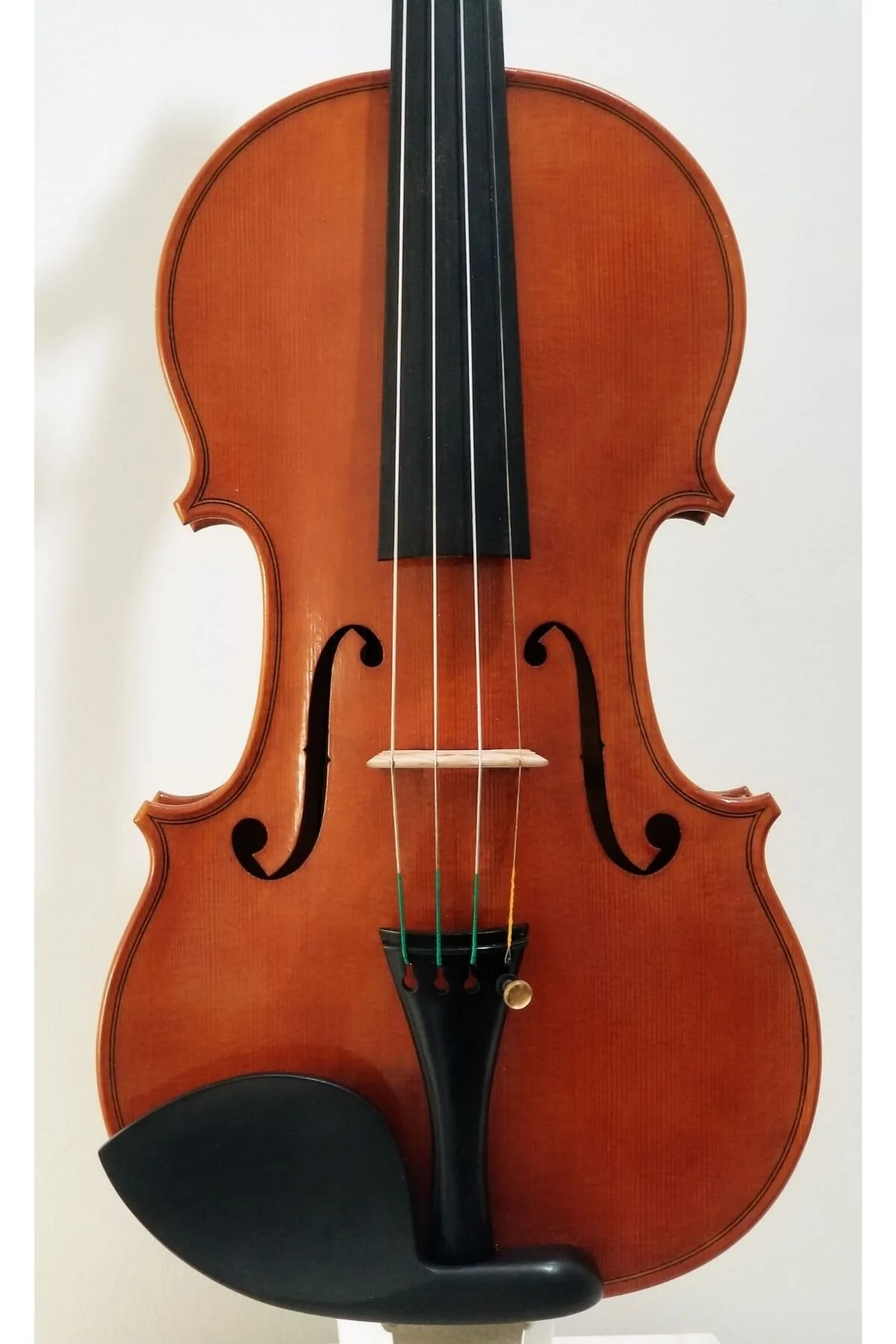 James L. Gilbert Violin, anno 2024 - front view 