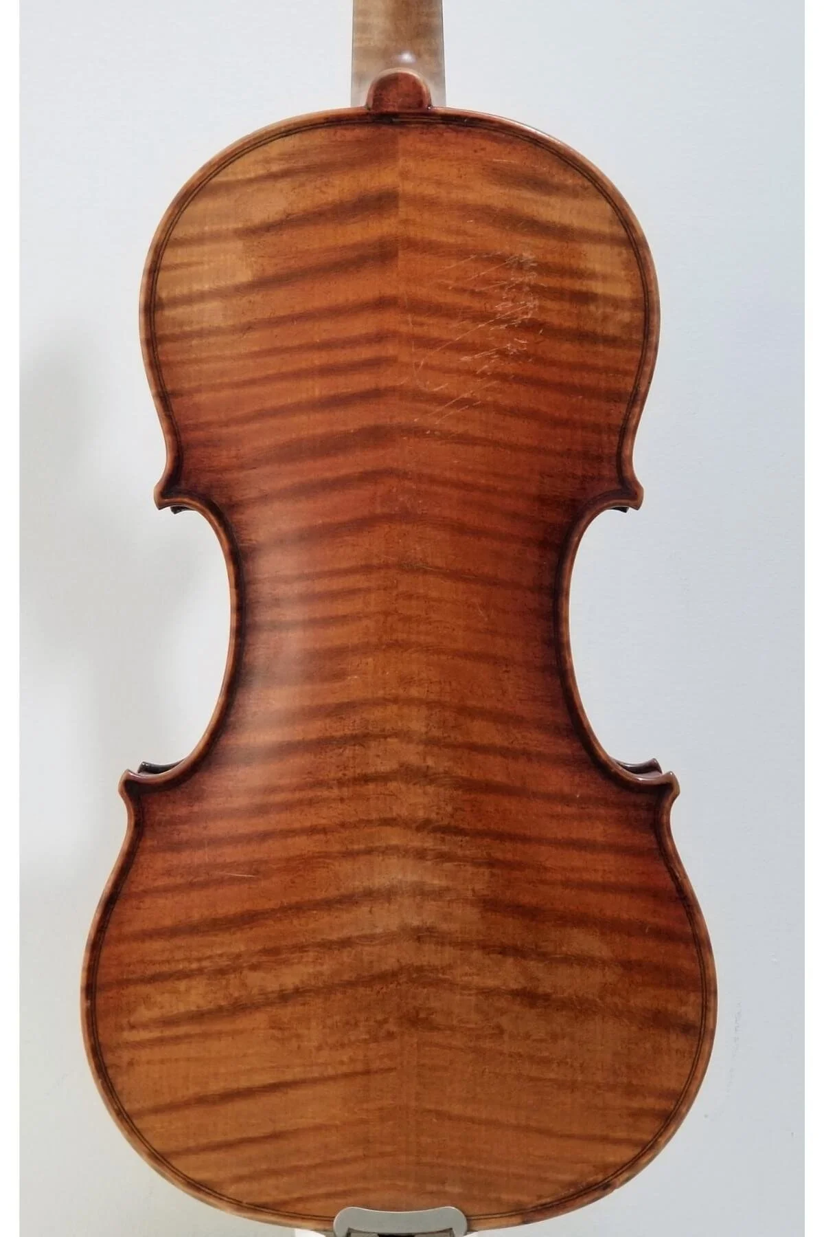 Albert Goetz branded A. Goetz violin, German, anno 1925 - back view