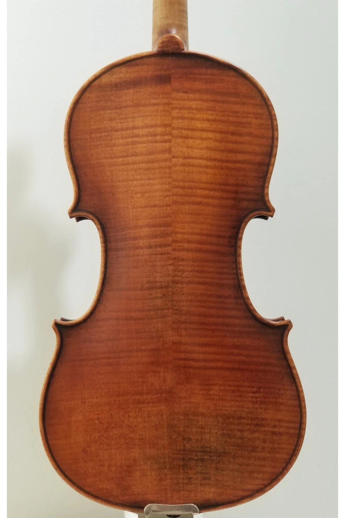 A German violin by Peter Holzmann, anno 1999 - back view