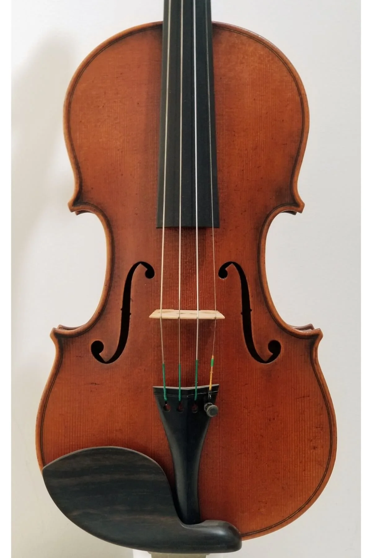 A German violin by Peter Holzmann, anno 1999 - front view