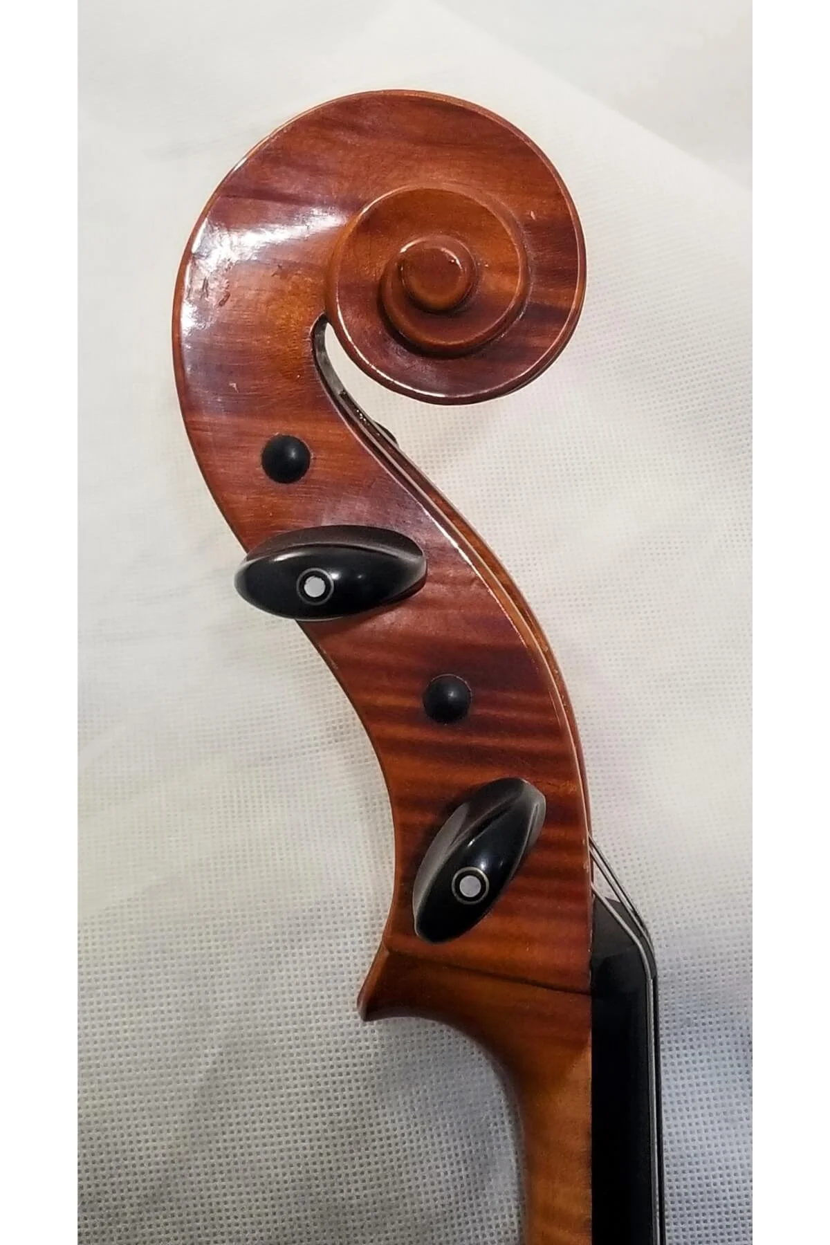 A cello by Lothar Semmlinger, Baiersdorf Germany. 