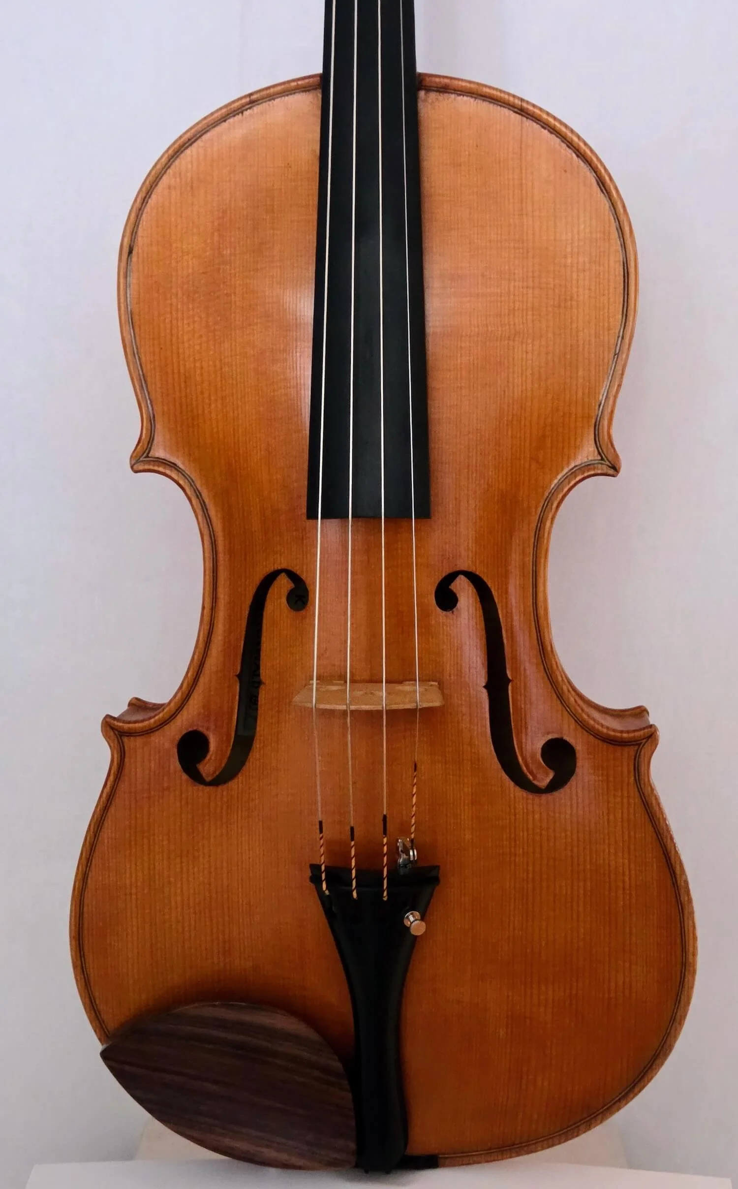Viola made by Carl Roy in Mittenwald in 1959.