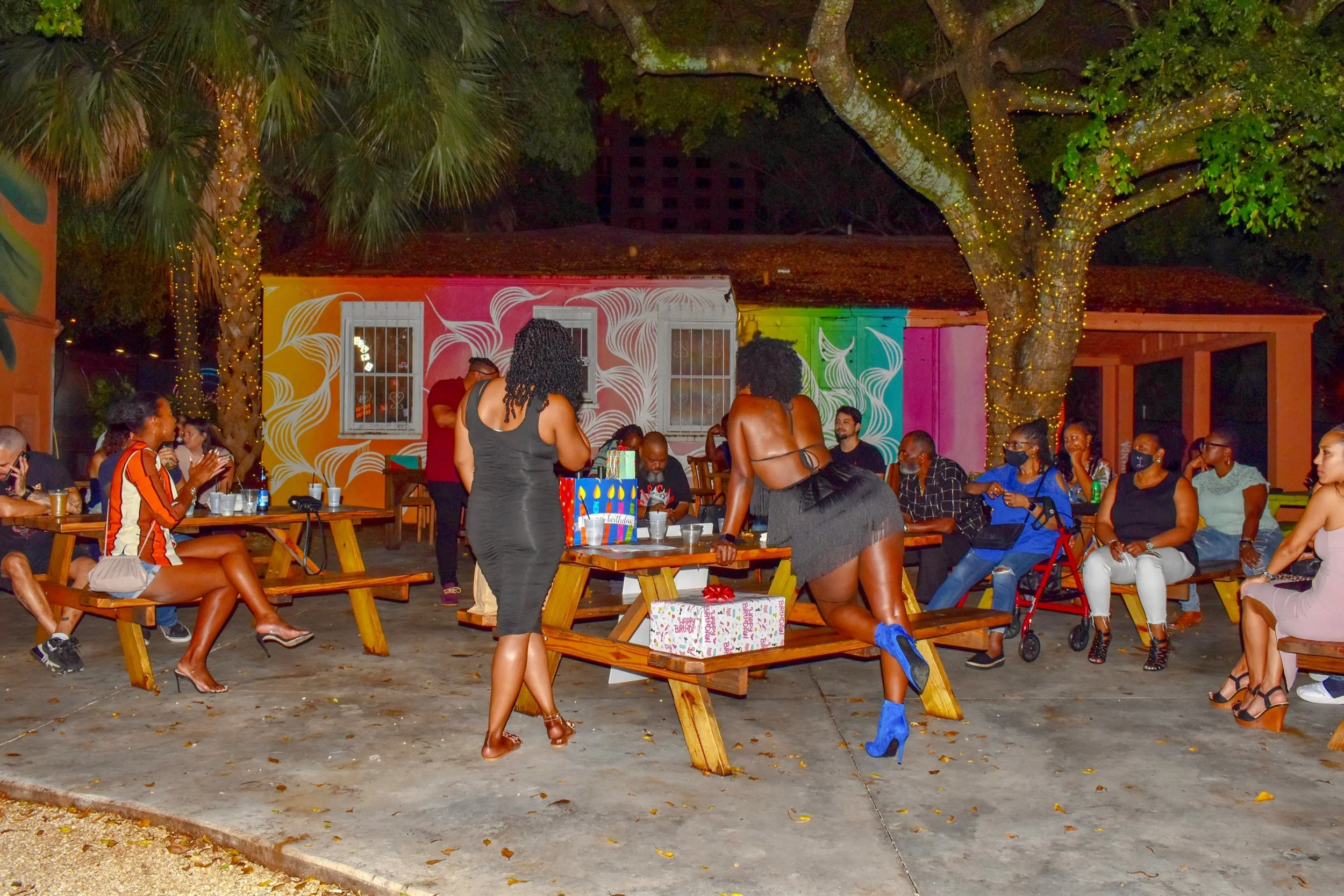 Bih, I Am the Table!