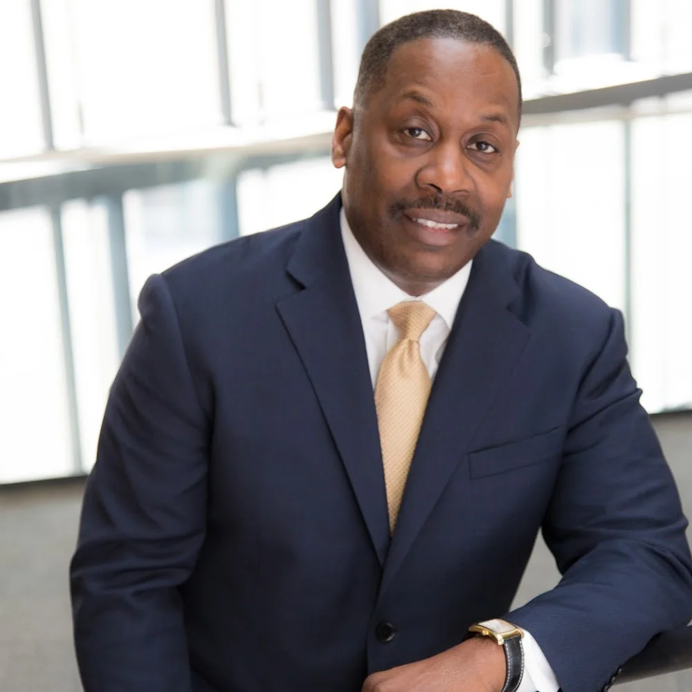 Dr. Thomas LaVeist Thomas A. LaVeist, Ph.D. is the dean of Tulane’s school of public health and tropical medicine. He received his bachelor’s degree from the University of Maryland Eastern Shore, his doctorate degree in medical sociology from the University of Michigan and postdoctoral fellowship in public health at the Michigan School of Public Health. Dr. LaVeist has provided consultation services for numerous federal agencies and healthcare organizations on minority health and cultural competency issues and racial disparities in health. His dissertation on racial disparities in infant mortality was awarded the 1989 Roberta G. Simmons Outstanding Dissertation Award by the American Sociological Association. He is the recipient of the “Innovation Award” from the National Institutes of Health, and the “Knowledge Award” from the U.S. Department of Health and Human Services, Office of Minority Health.