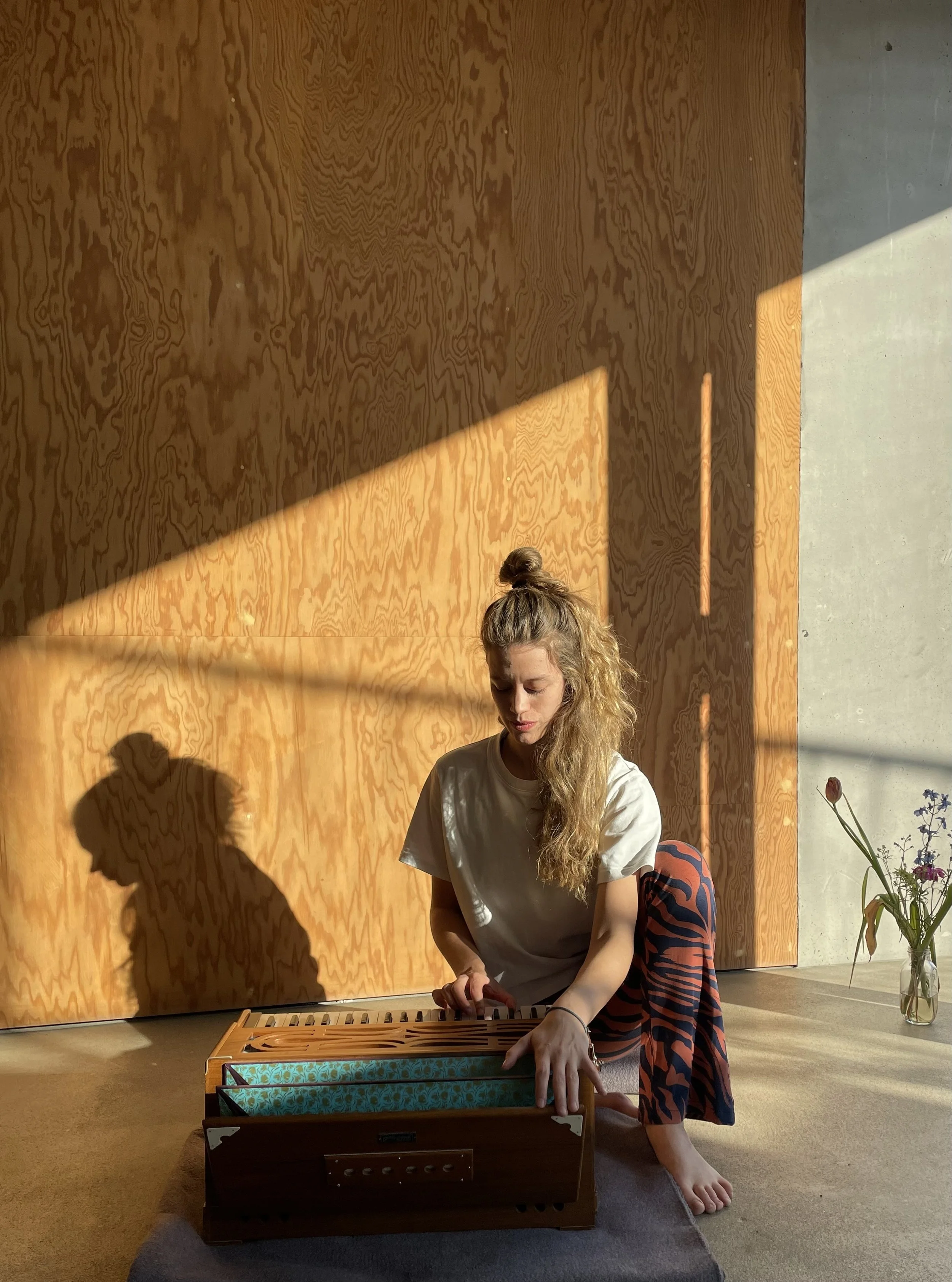 2 Jivamukti Basic und Fundament - Workshops mit Marlis am 17. &amp; 24.01.26