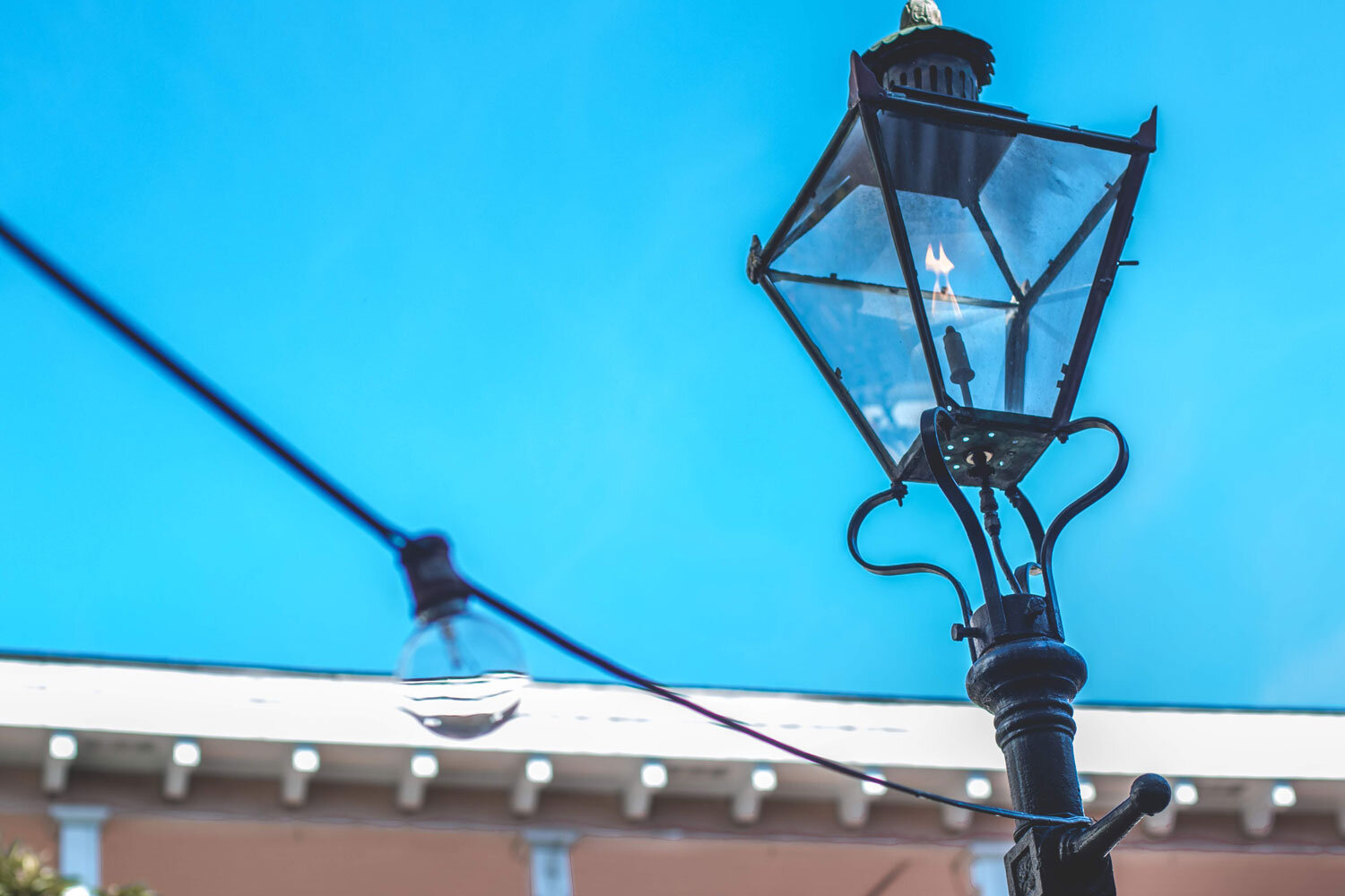 Malaga Inn courtyard closeup gas lamp