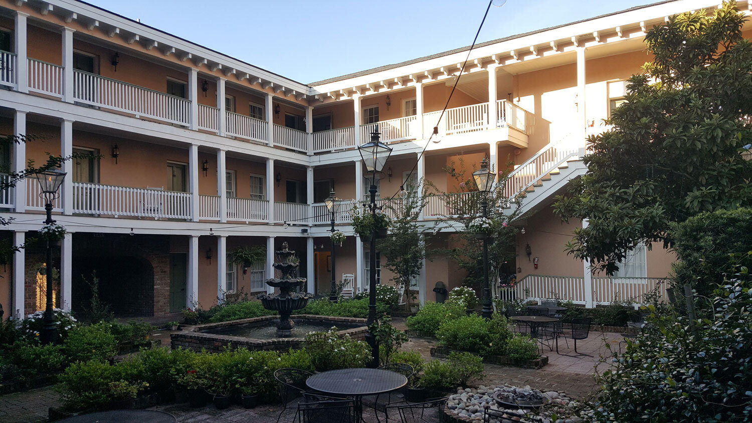 Inner courtyard of Malaga Inn