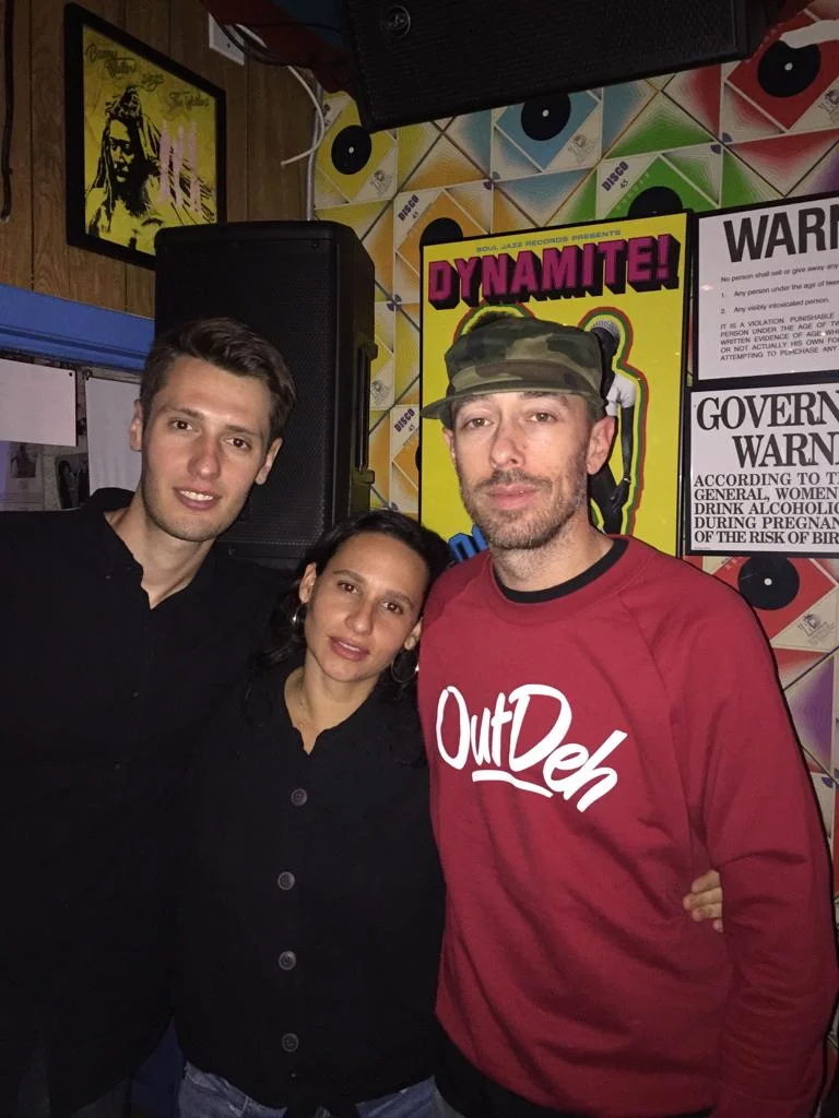 MAXGLAZER DEJAVILLA.JPG