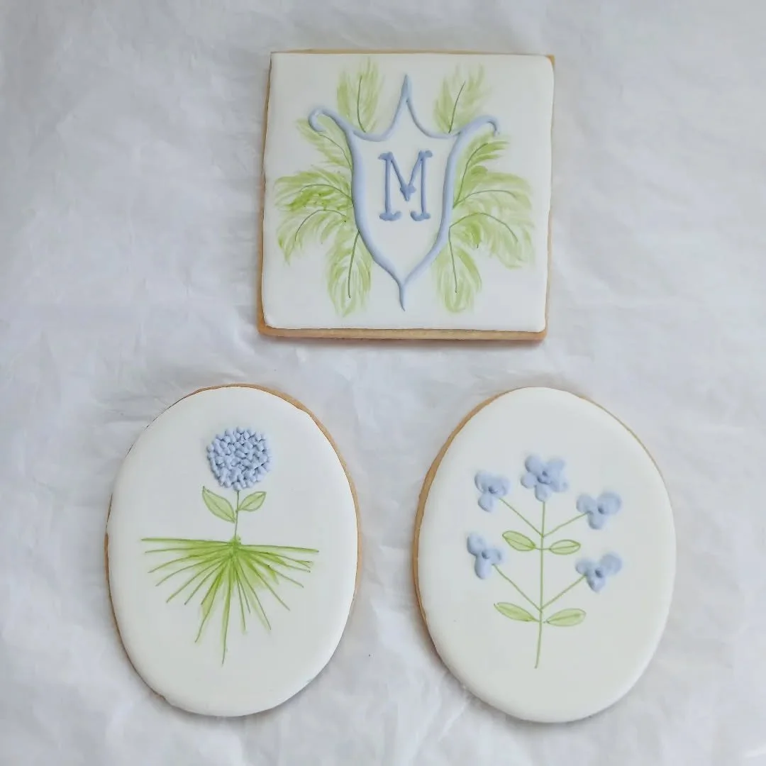 For a bridal shower  #felixthecook #sugarcookies #customcookies #bridalshower