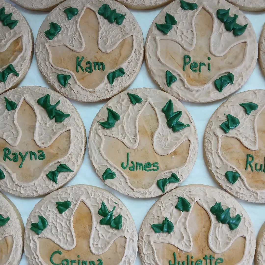 So cute for dinosaur themed birthday! #felixthecook #sugarcookies #customcookies #birthdaycookies #dinosaurcookies