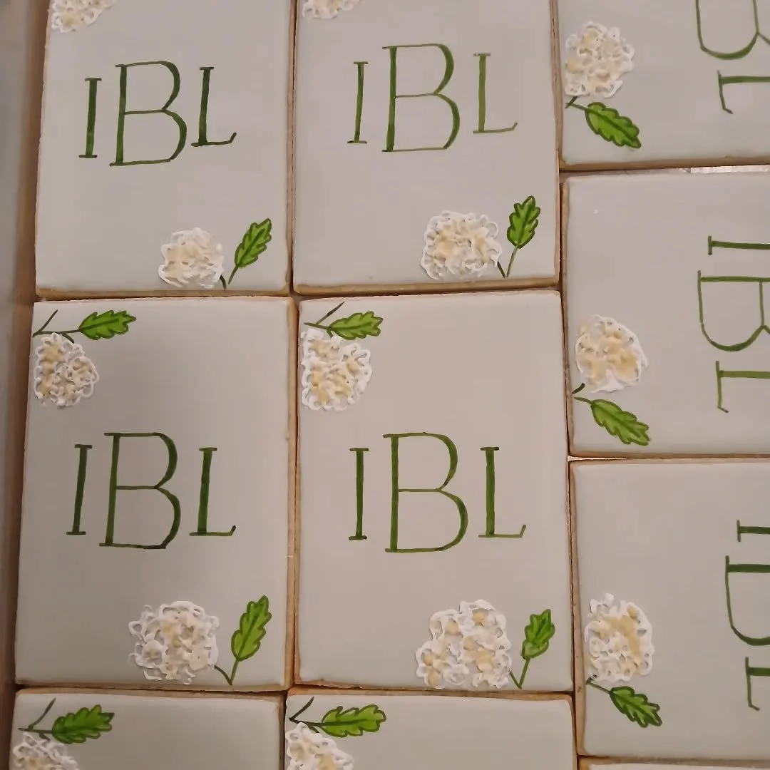 Monograms for a bridal shower #felixthecook #shower cookies #sugarcookies