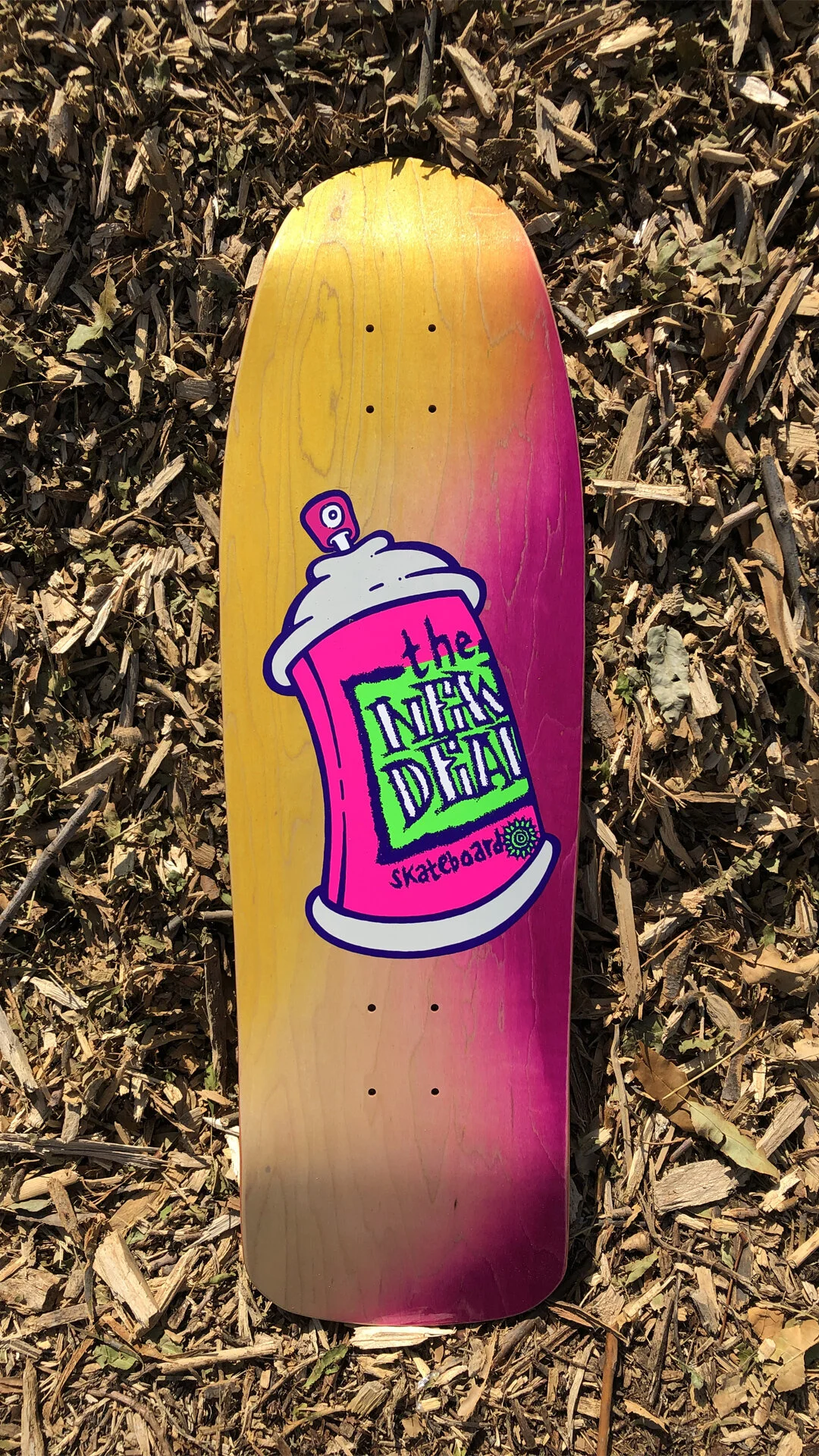 NewDeal_IG_Story_SprayCan_Neon_Deck.jpg