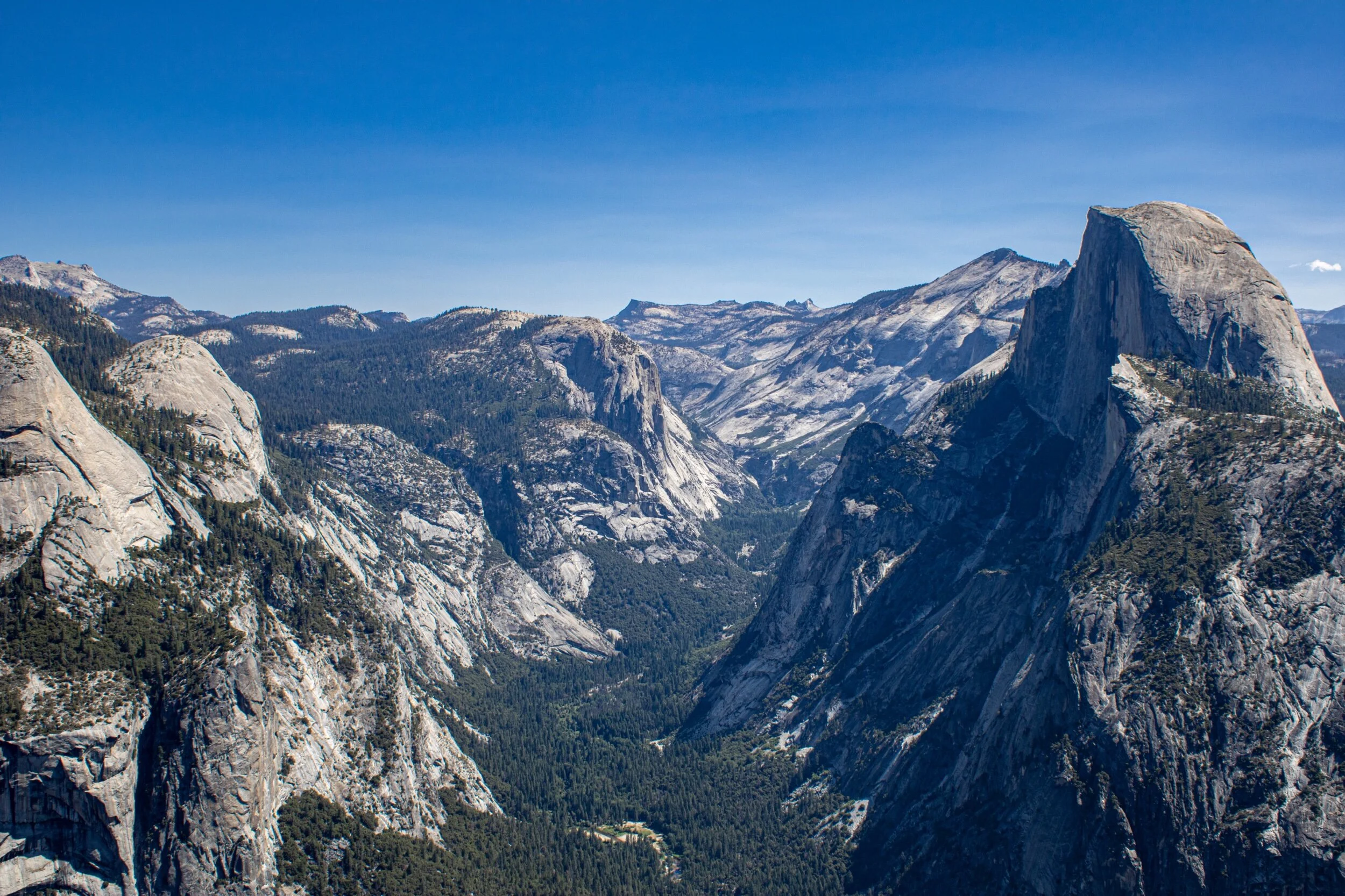 Some pretty rocks out in the fold, from one perspective.. Glacier Point, July 2021